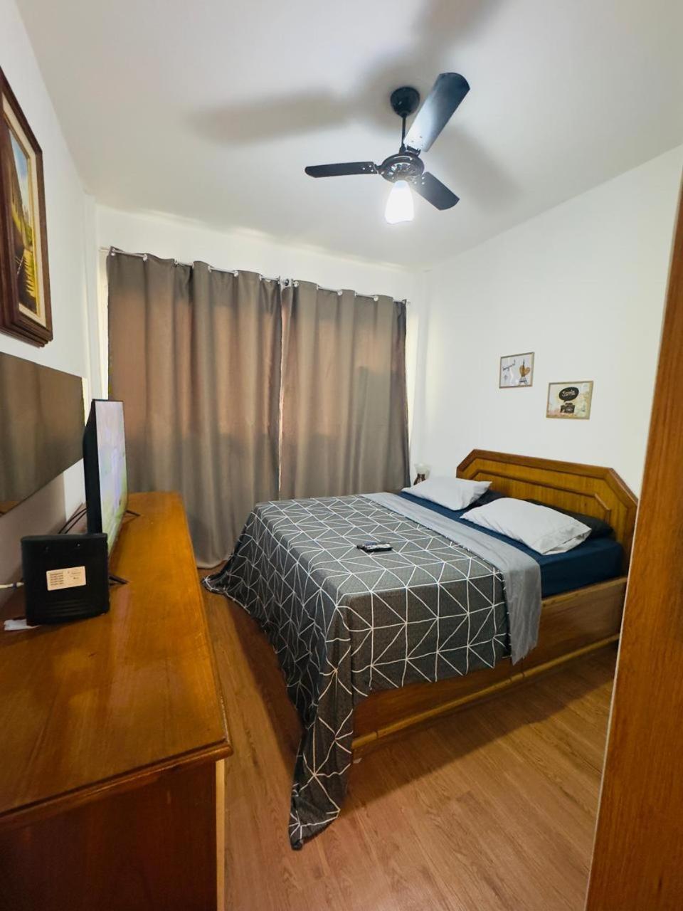 Apmaravilhoso E Sala Leblon Recem Reformado Aceito 5 Pessoas Na Ataulfo De Paiva Apartment *
