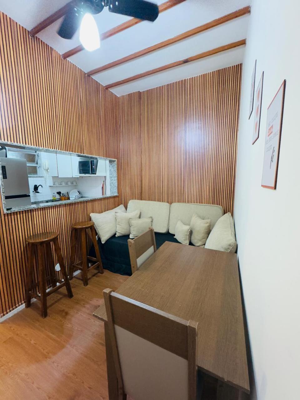 Ap Maravilhoso E Sala Leblon Recem Reformado Ate5 Pessoas Na Ataulfo De Paiva Apartemen Rio de Janeiro