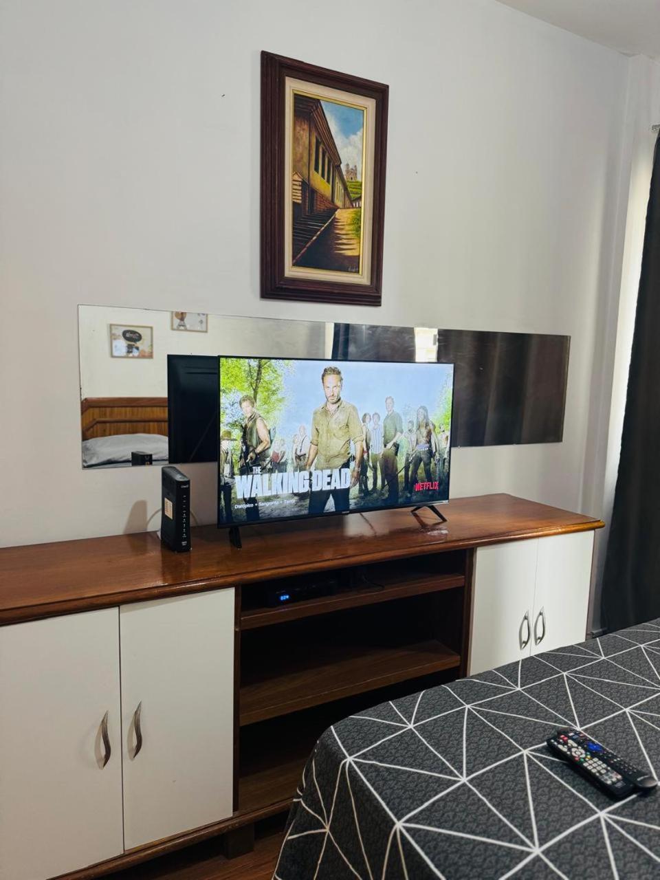 Apartemen Ap Maravilhoso E Sala Leblon Recem Reformado Ate5 Pessoas Na Ataulfo De Paiva Rio de Janeiro