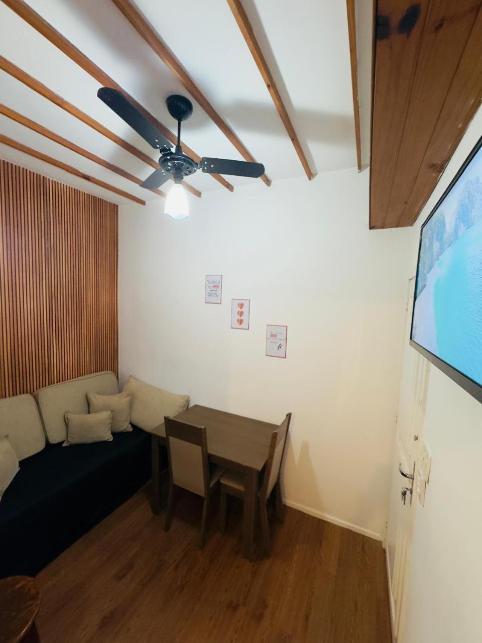 Ap Maravilhoso E Sala Leblon Recem Reformado Ate5 Pessoas Na Ataulfo De Paiva * Rio de Janeiro